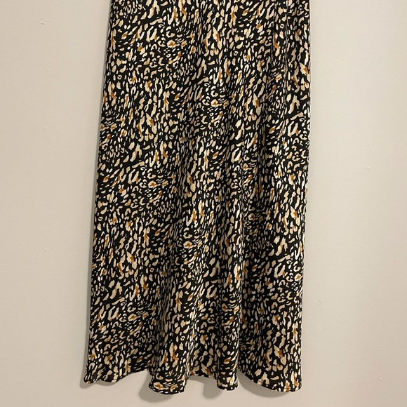 Animal Print Mid Length skirt - Picture 4 of 4